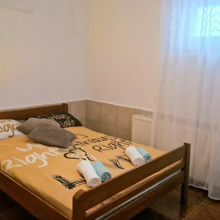 Stari Apartment